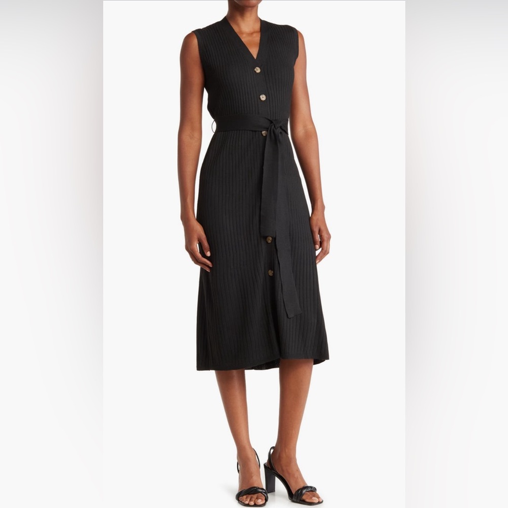 NWT Magaschoni Belted Button Down Dress